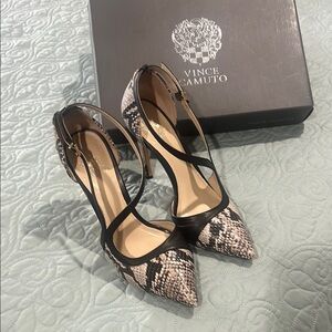 Vince Camuto Black and Tan Heels with Snake Print
